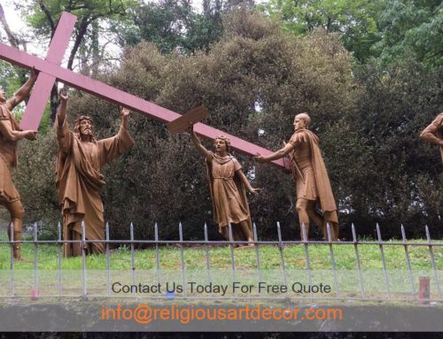 Jesus Carries His Cross Sculpture