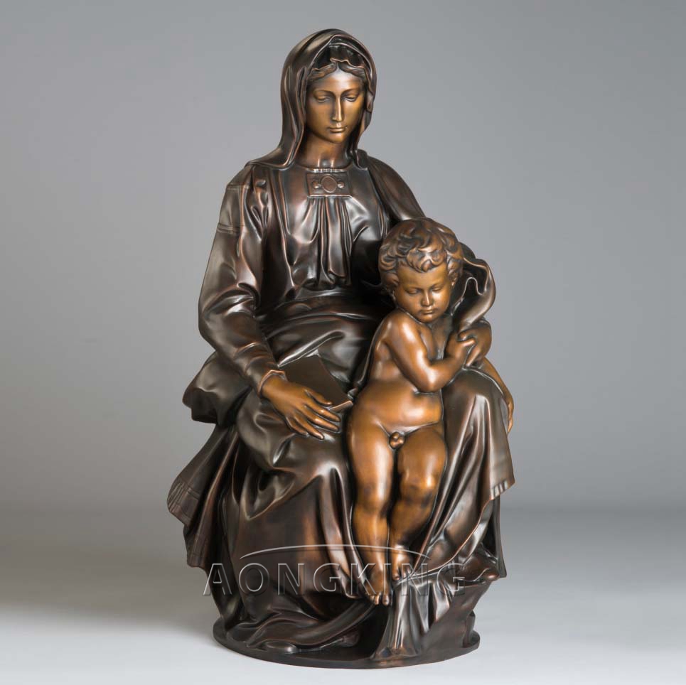 Michelangelo madonna and child