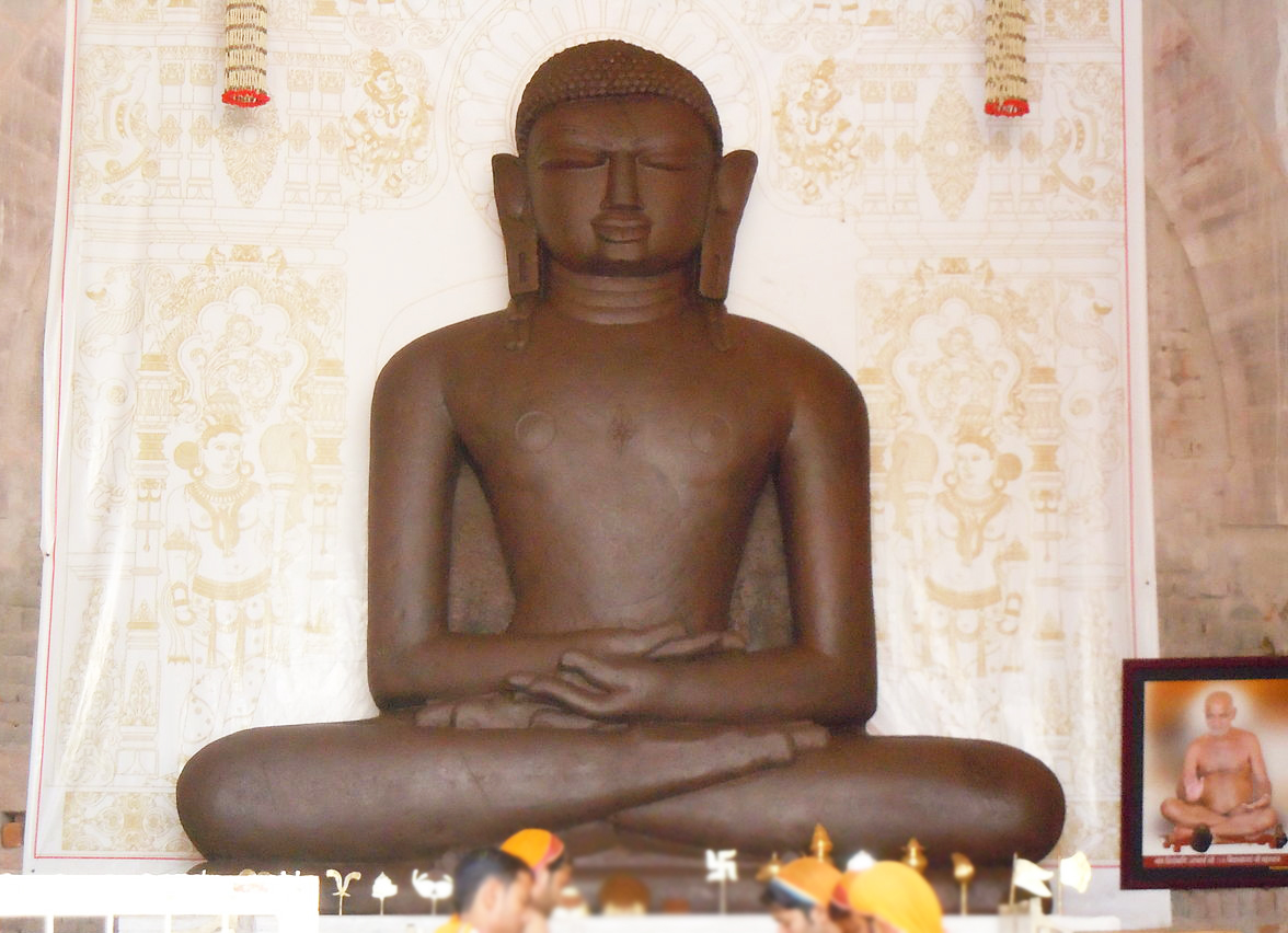 Indian Religious Bronze Large jain religion statue