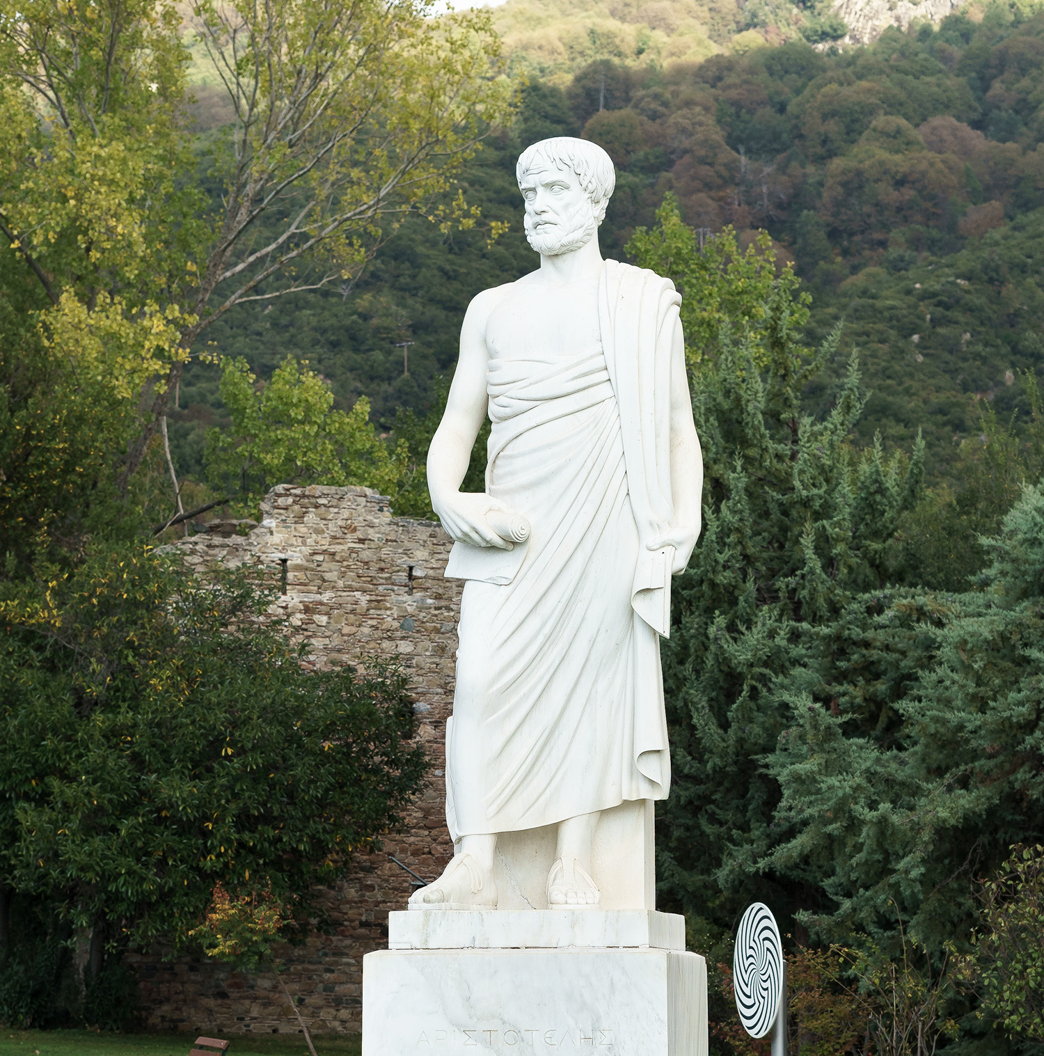 Large Famous Figure statues of Aristoteles der Stagirit
