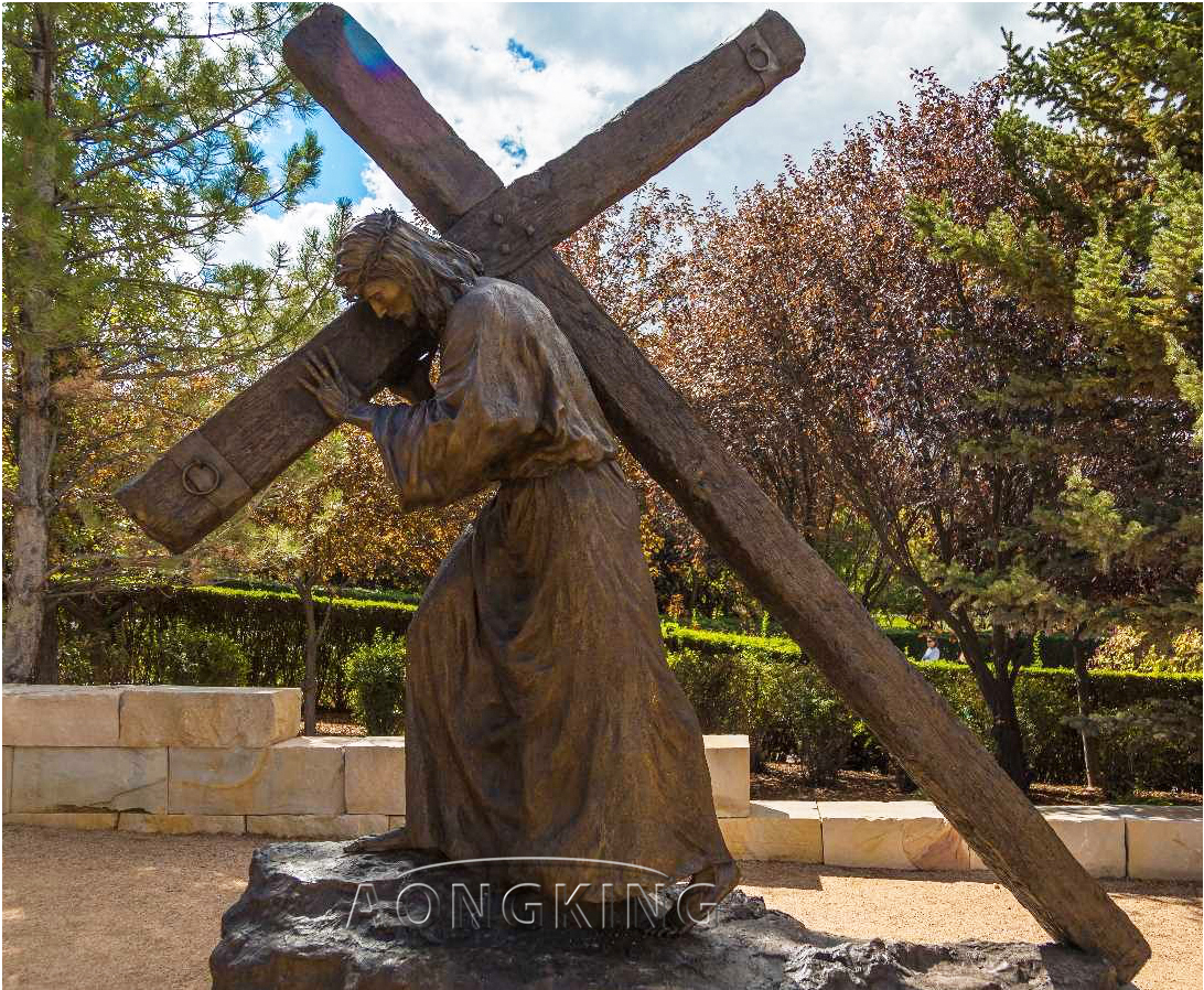 Bronze Jesus Carries Cross Statue