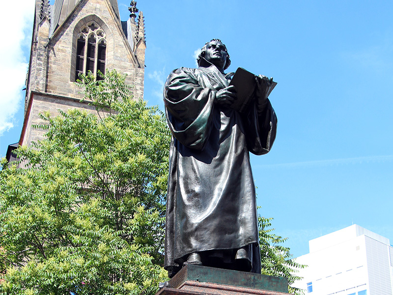 Famous Figure Statue of Liberty Art Martin Luther Bronze Sculpture