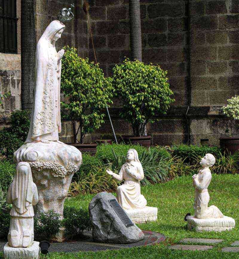 our lady of grace statue outdoor (3)
