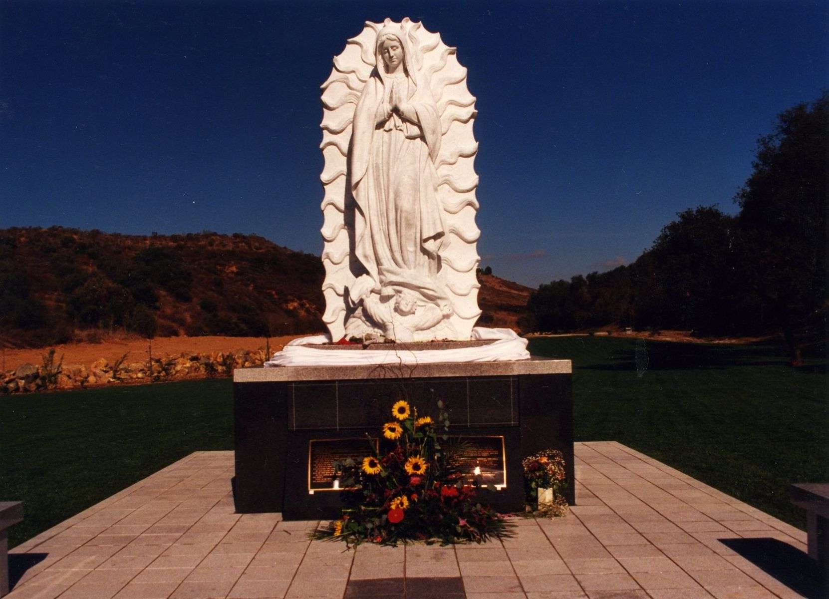 our lady of guadalupe garden statues for sale (1)