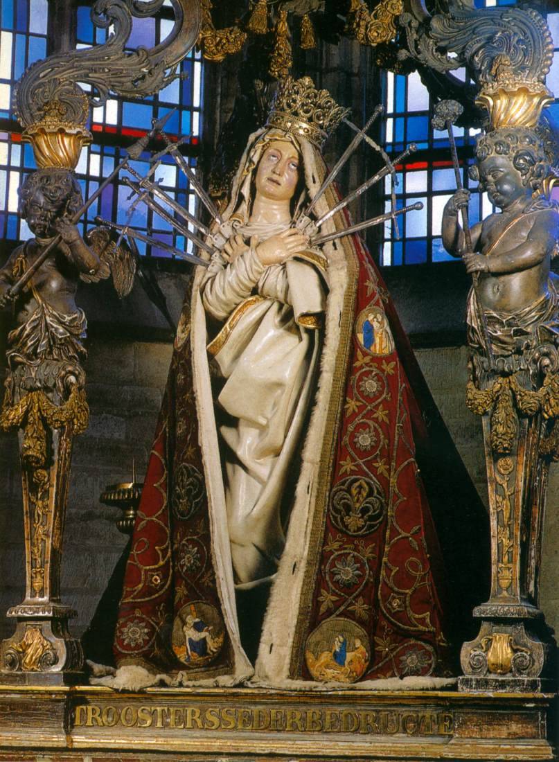 our lady of seven sorrows statue (1)