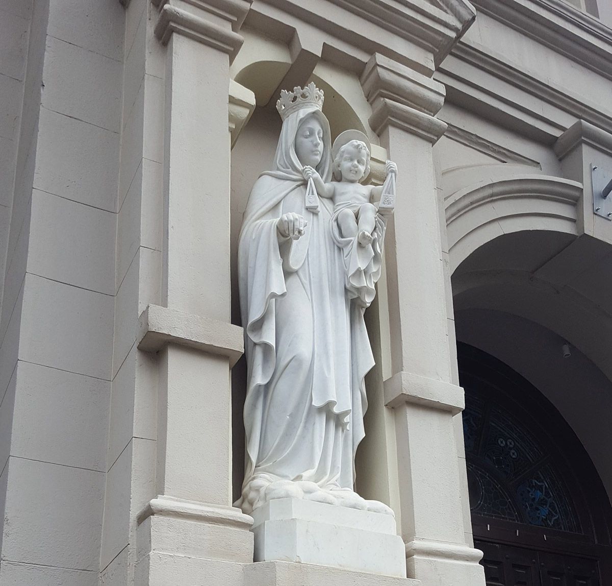 our lady of the blessed sacrament statue