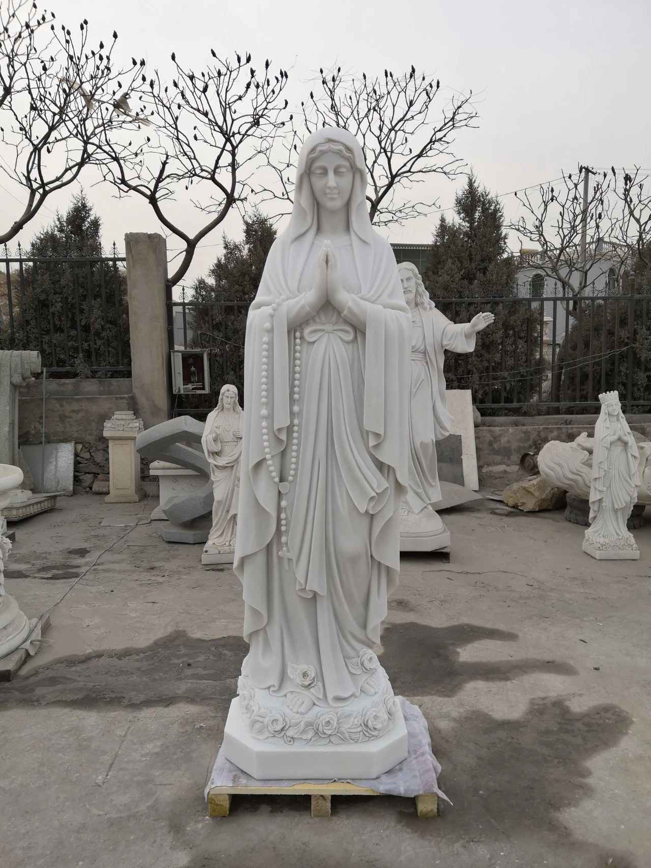 outdoor blessed mother statue