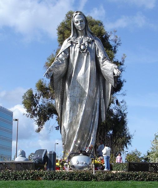 our lady of the new millennium statue (3)