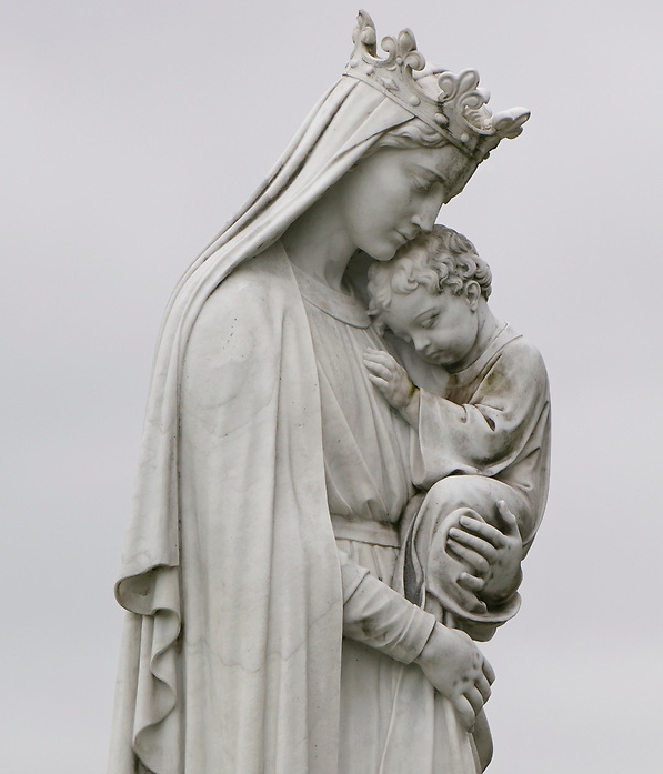 our lady of the rosary statue (2)
