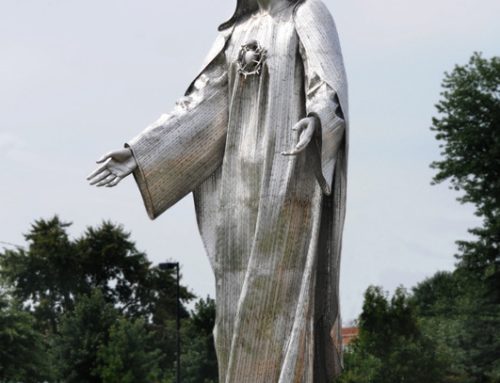 our lady queen of peace statue