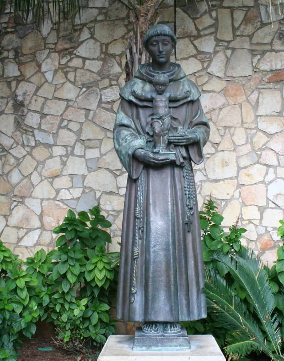 saint anthony of padua statue