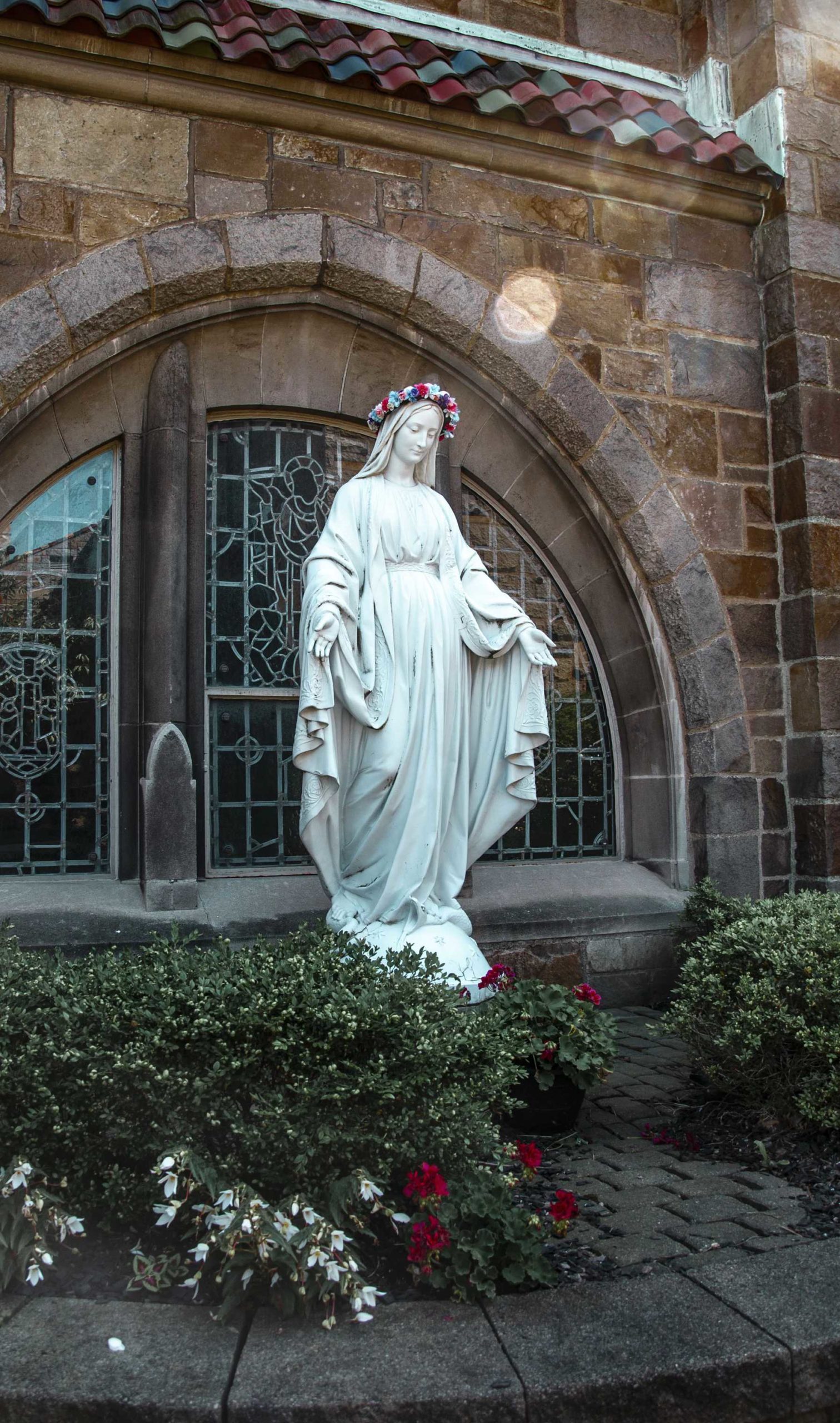 statue of catholic worship idols 2
